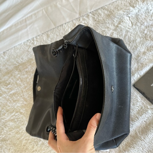 Ysl crossbody - Picture 4 of 8